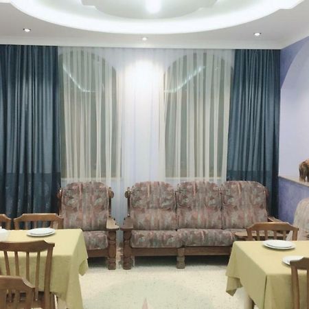 Sunny Hotel Batumi 马钦加里 外观 照片