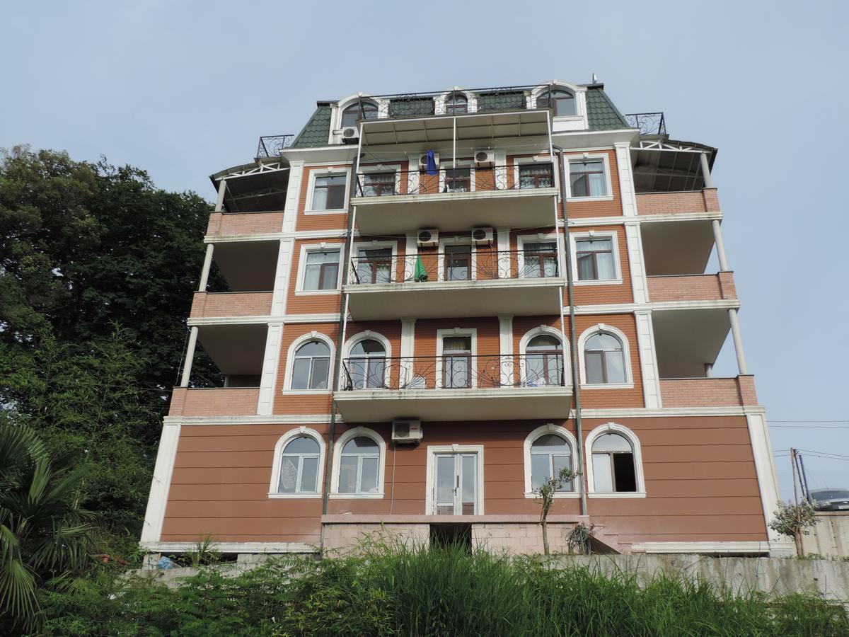 Sunny Hotel Batumi 马钦加里 外观 照片